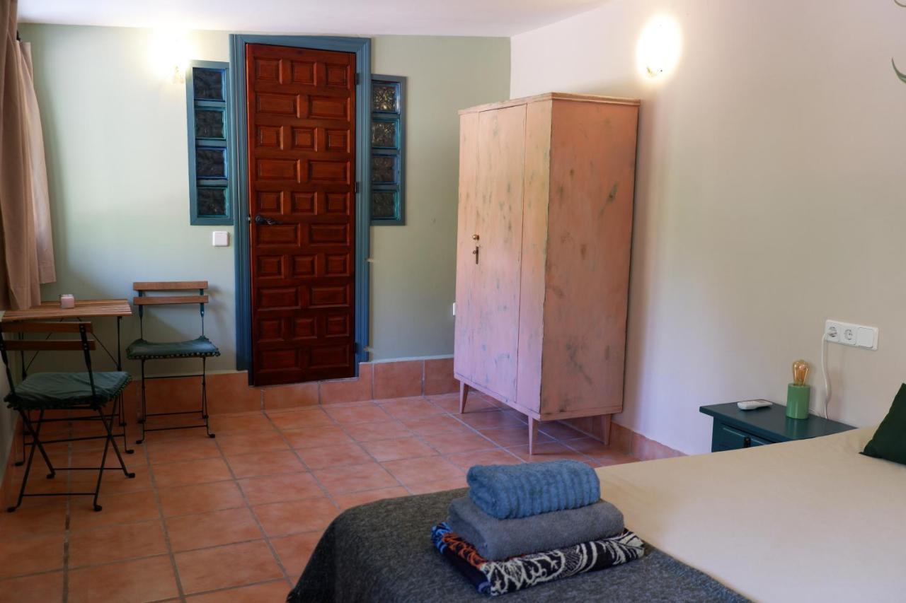 Vegan Guesthouse Finca Pereila Coin Ngoại thất bức ảnh